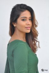 Nivetha Pethuraj At Mental Madilo Movie Press Meet
